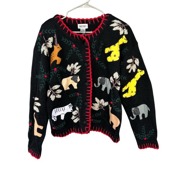 Skyr Sweaters - SKYR Icelandic Zoo Animal Embroidered Sweater - Size Medium